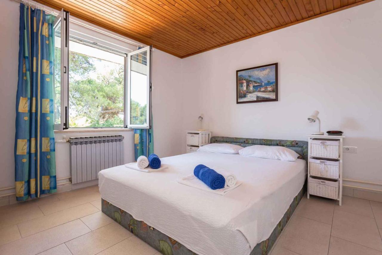 Mali Losinj Apartment 8 Buitenkant foto
